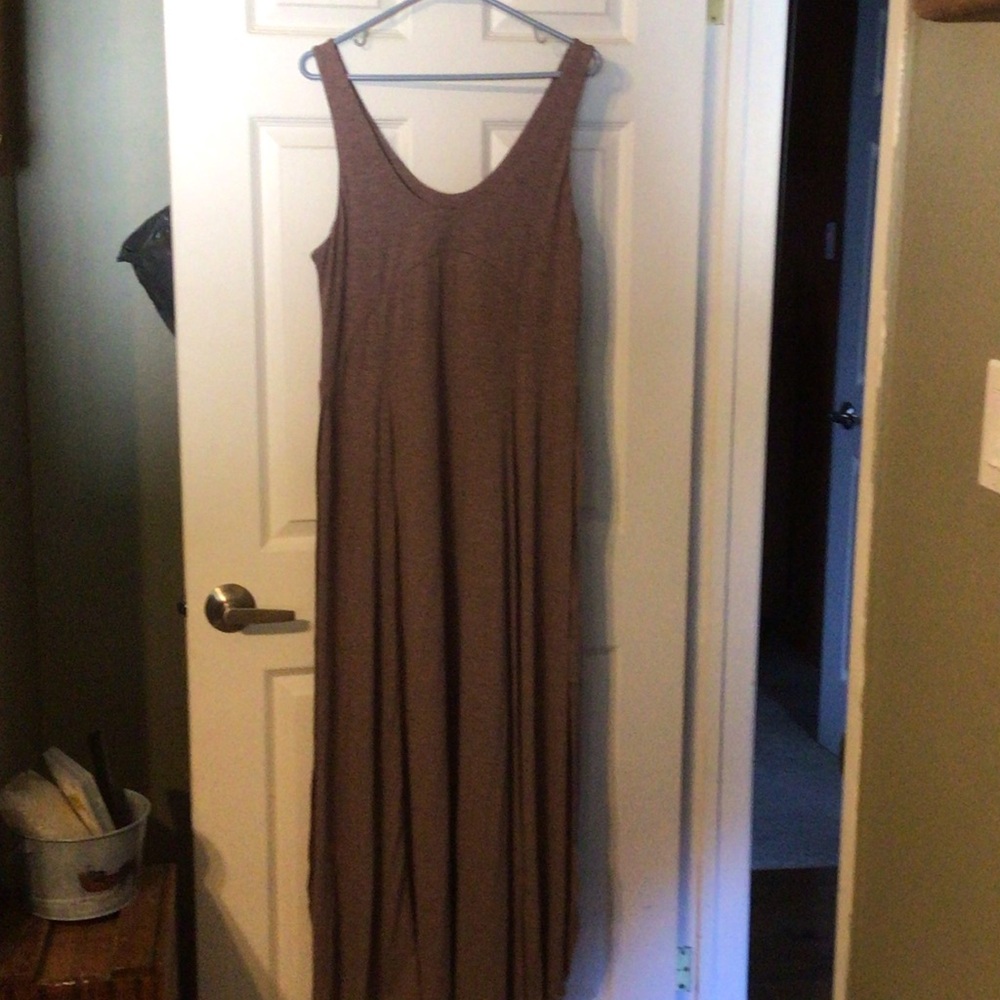 HALARA Brown Maxi Dress